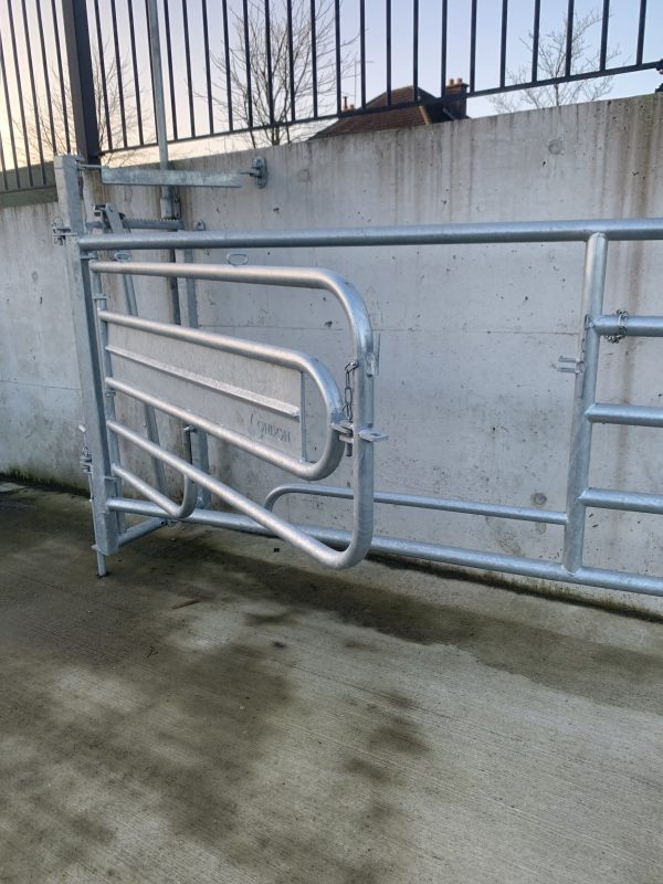 Calving Support Gate