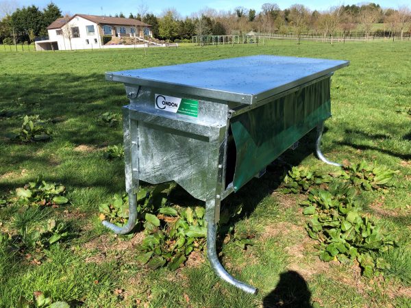 Calf Controlled Feeder