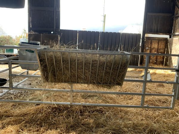 Straight Bar Hay Rack